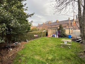 Photo 13- click for photo gallery